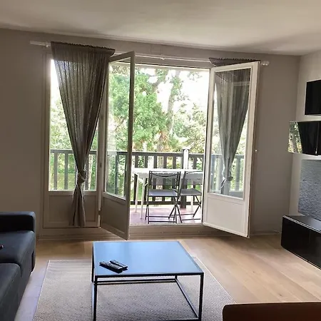 דירה 200m De La *